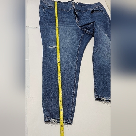 Lane Bryant Jeggings High-Rise Flex Magic Waistband Distressed Denim Jeans 26 - Picture 14 of 15